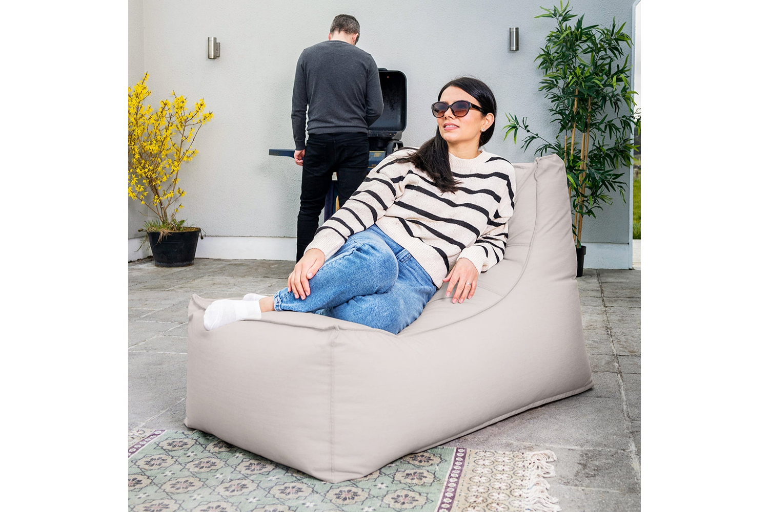 Elephant Ulko Lounge Chair | Cream