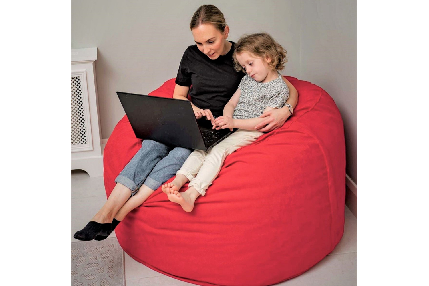 Elephant Kumo Bean Bag | Vibrant Red