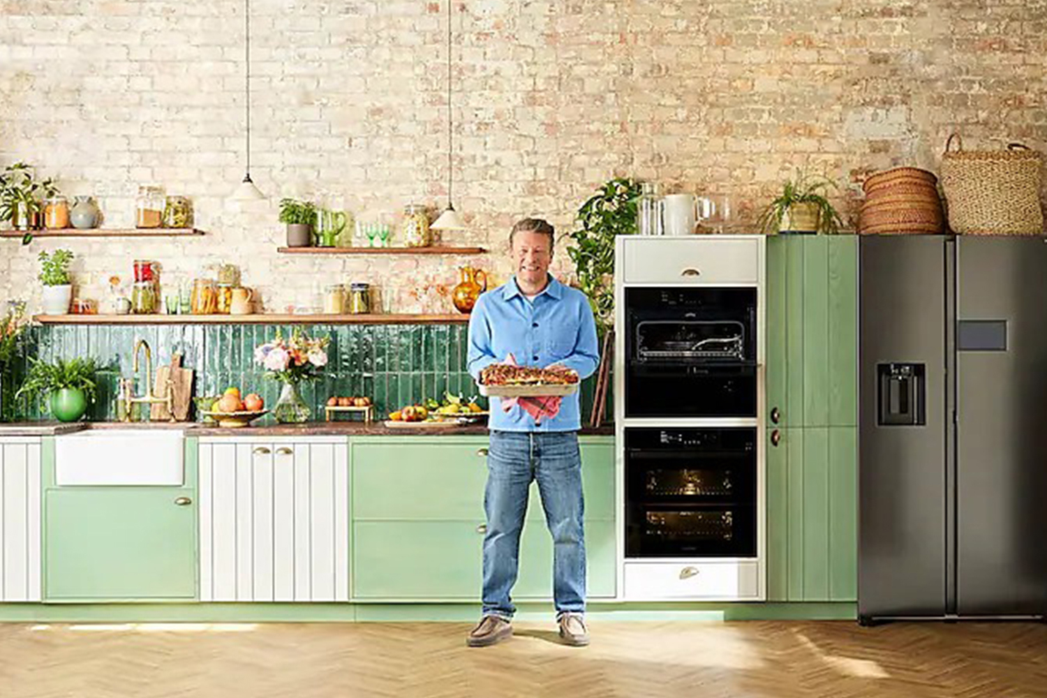 Samsung Series 4 Built-in Single Oven | NV7B45305AK