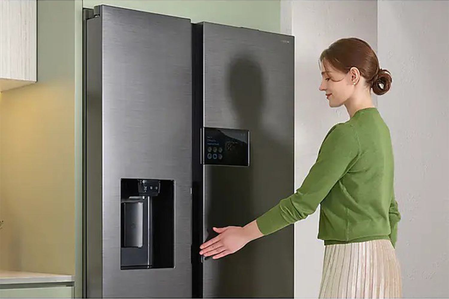 Samsung Series 9 American Fridge Freezer | RS90F64EEFEU