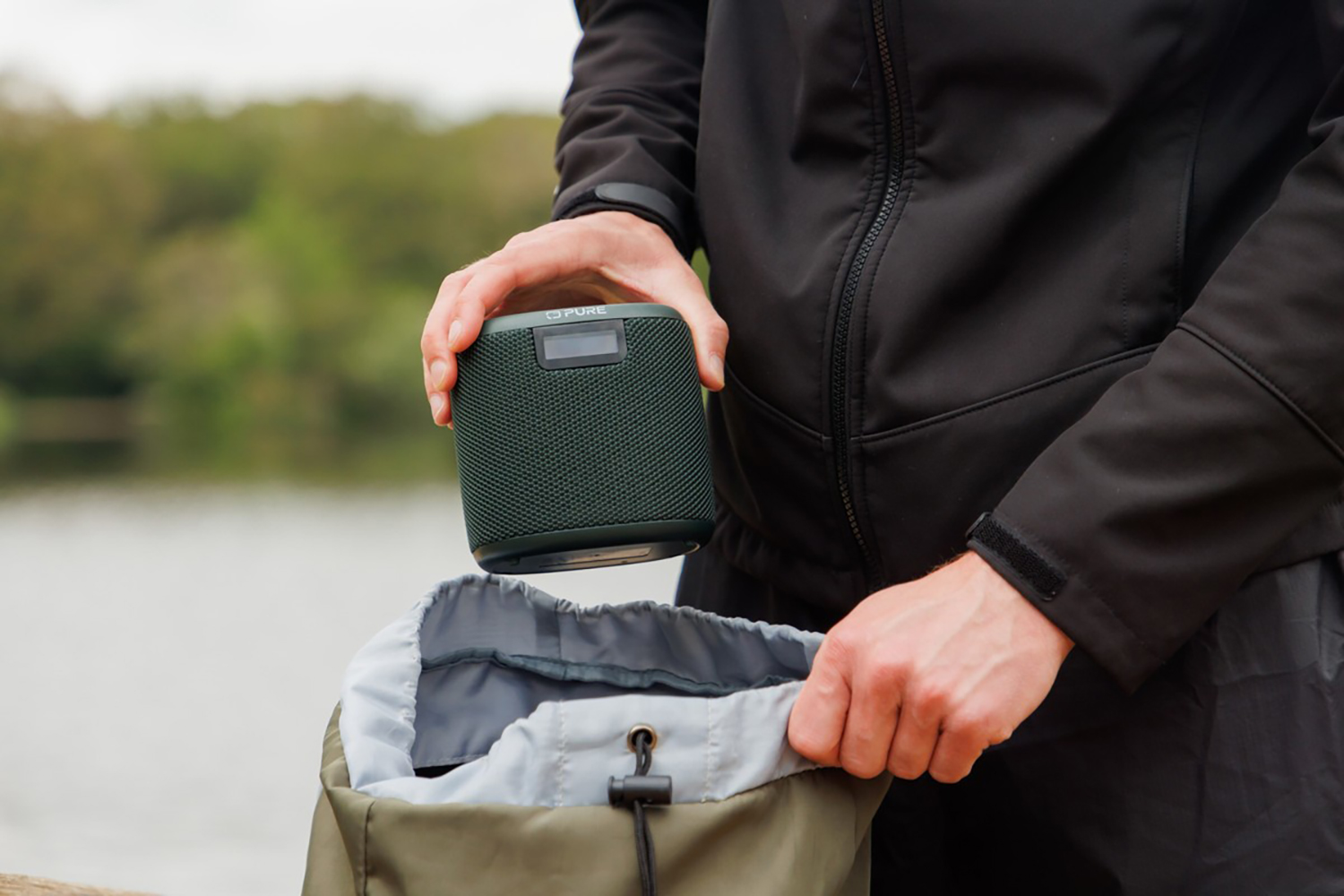 Pure Woodland Mini Bluetooth Speaker with Radio | Black
