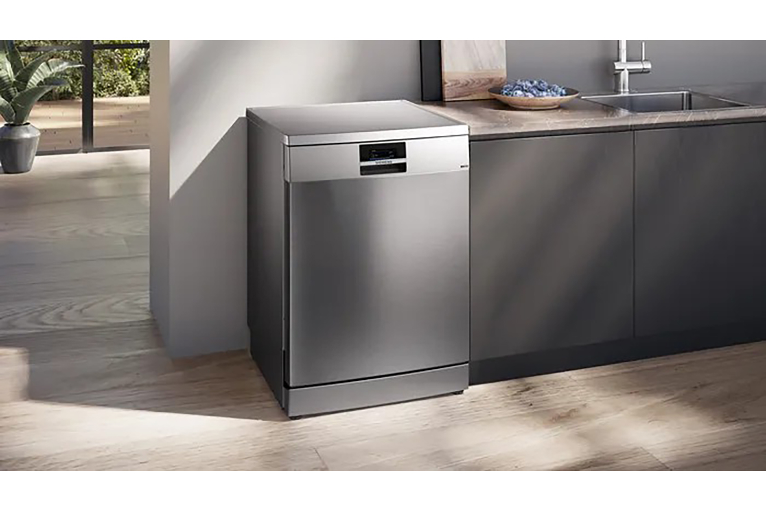 Siemens IQ700 Freestanding Dishwasher | 14 Place | SN27TI02CE