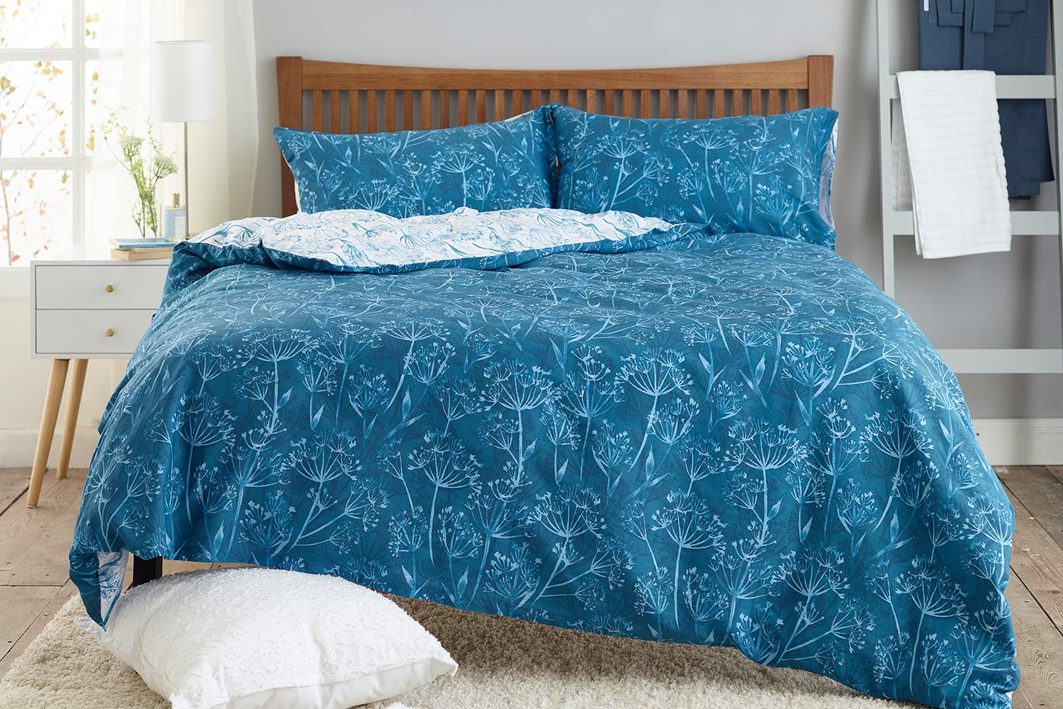 Deyongs | Cow Parsley Duvet Cover Set | Blue | Double