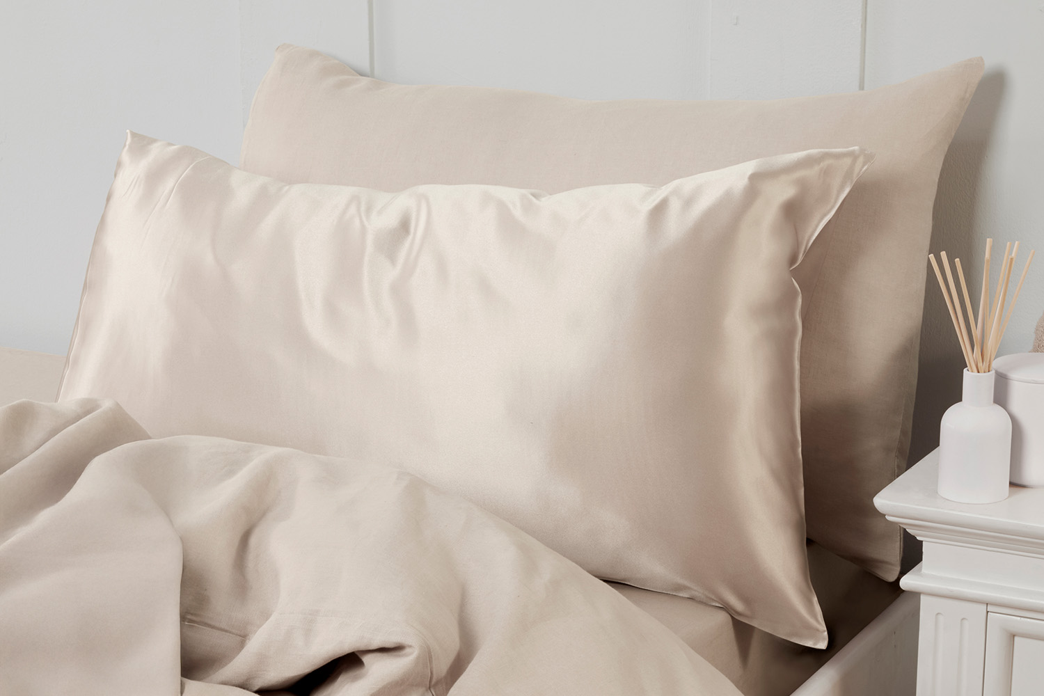 The Linen Consultancy | 19 Momme Silk Pillowcase | Linen