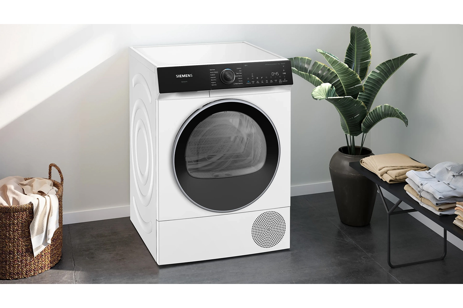 Siemens IQ500 9kg Heat Pump Tumble Dryer | WQ46H2D9IE