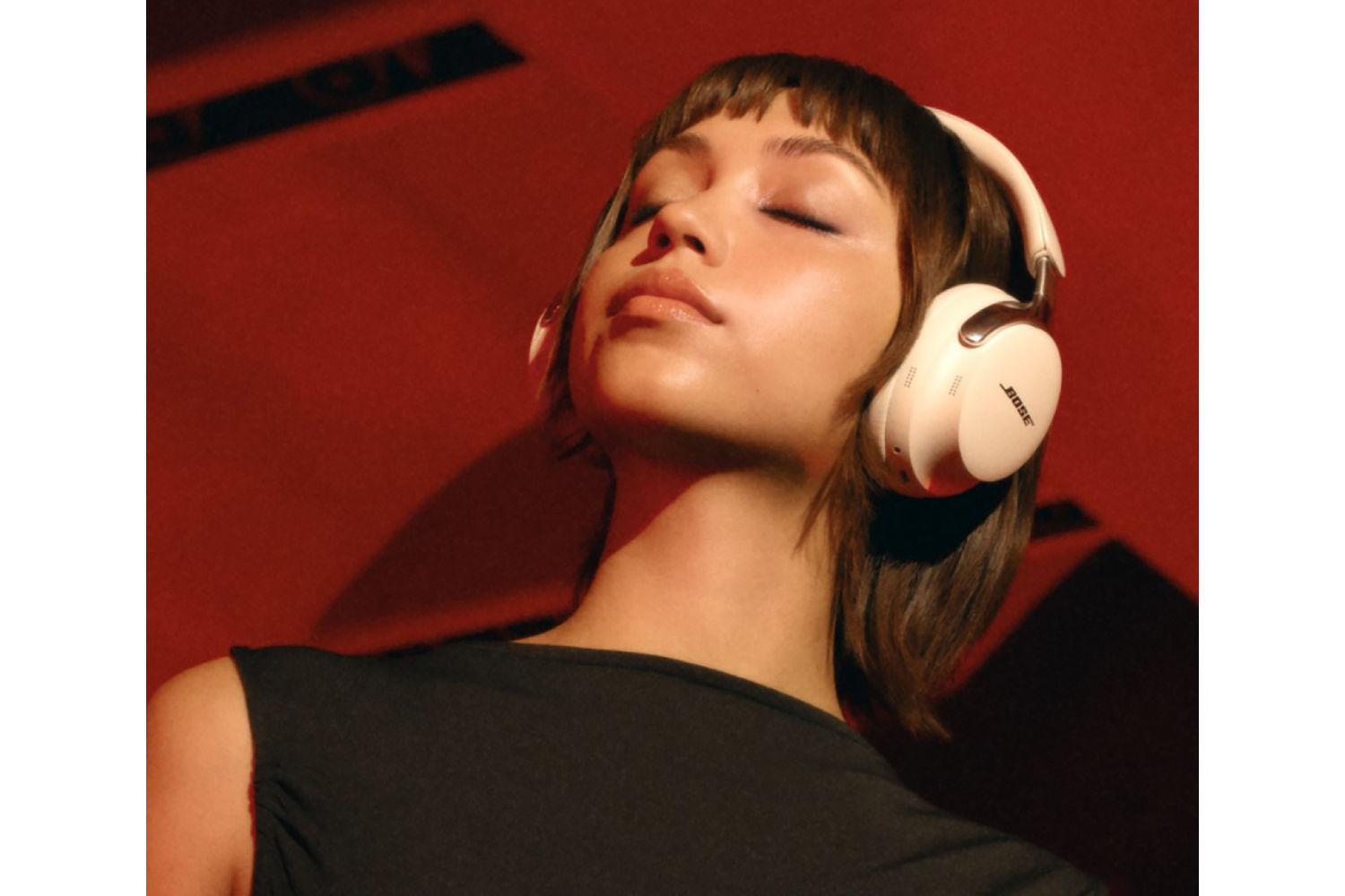 Bose QuietComfort Ultra 2nd Gen Noise Cancelling Wireless Headphones | White Smoke