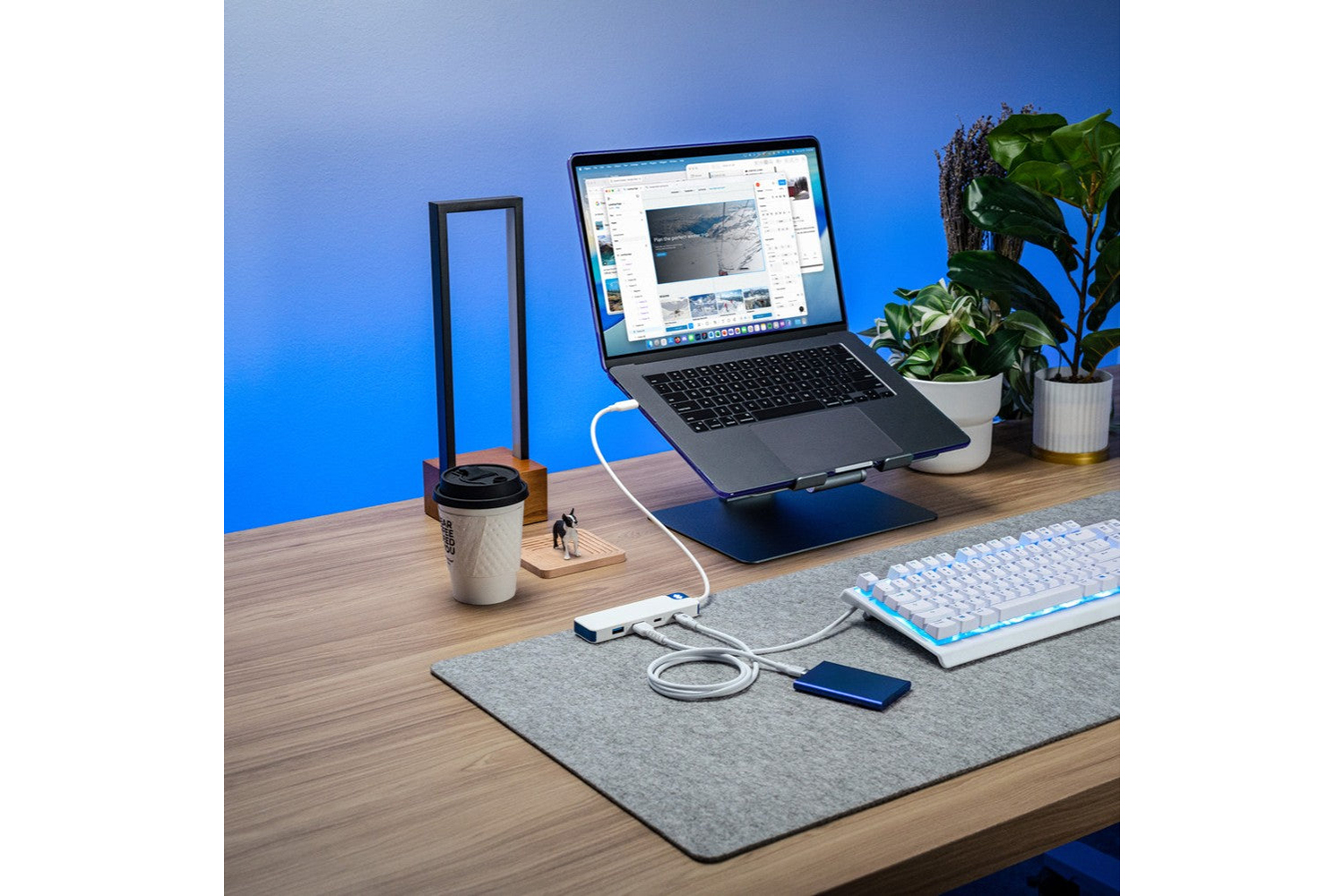 Targus HyperDrive Flex 4 Port USB-C Dock | White