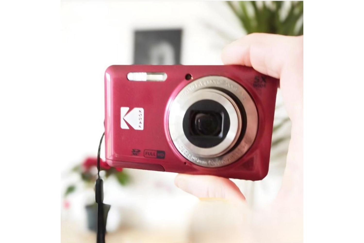 Kodak PixPro FZ55 Compact Digital Camera | Red