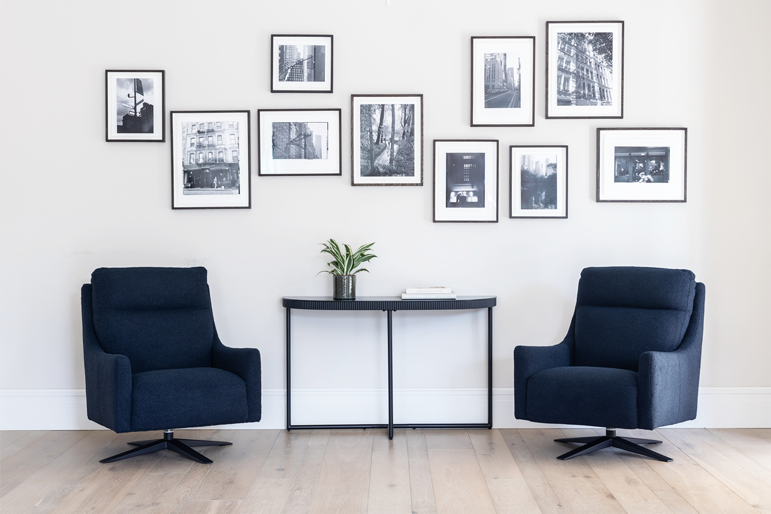 Taranto Console Table | Black
