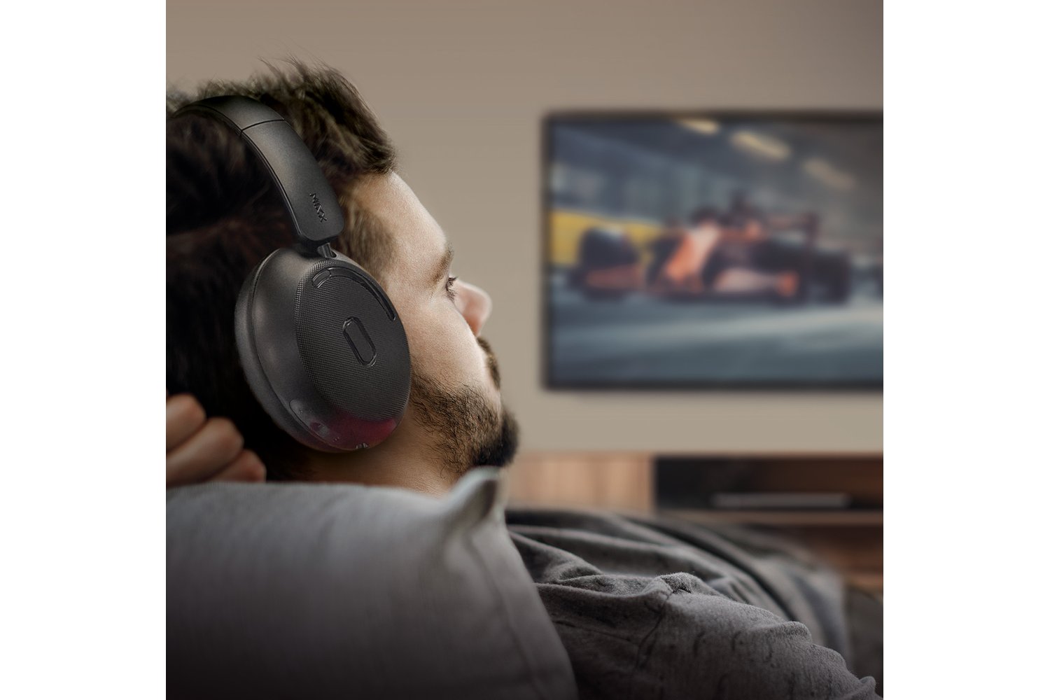 Mixx StreamQ Active Noise Cancelling TV Headphones and Audio Transmitter | Bundle | SQTV-SP-BK-399