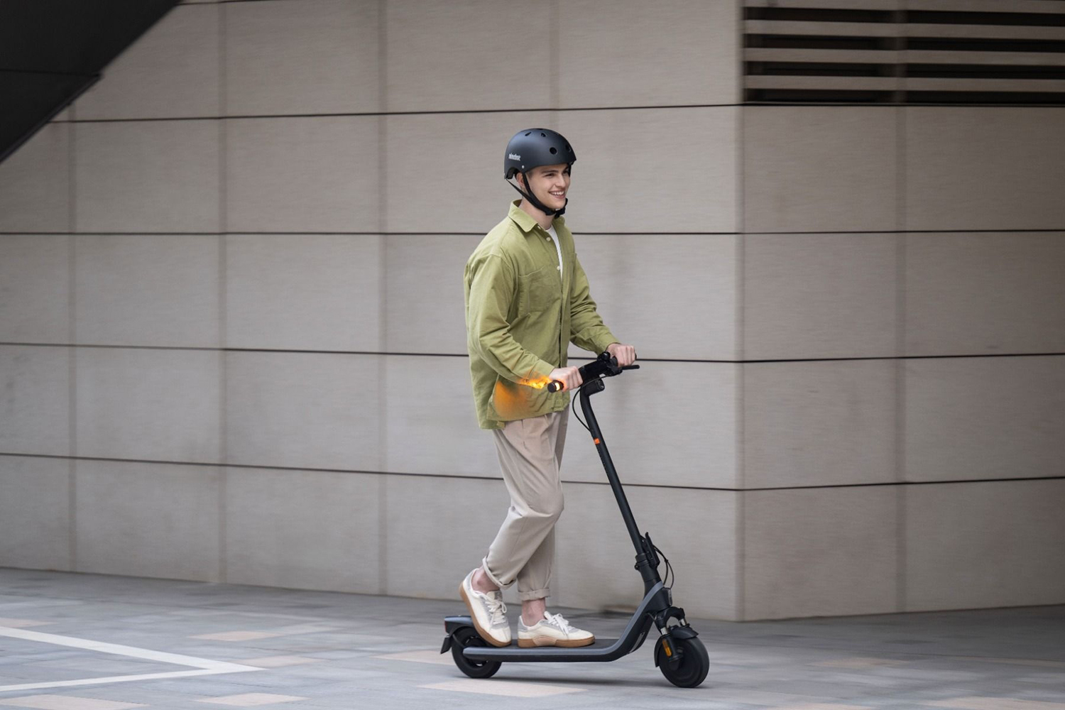Segway Ninebot E2 D II Kick Electric Scooter | Black