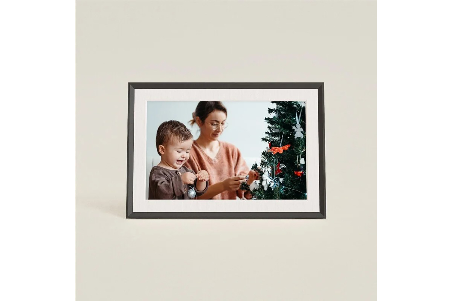 Aura 10.1" Carver Photo Frame | UKA900-BLK