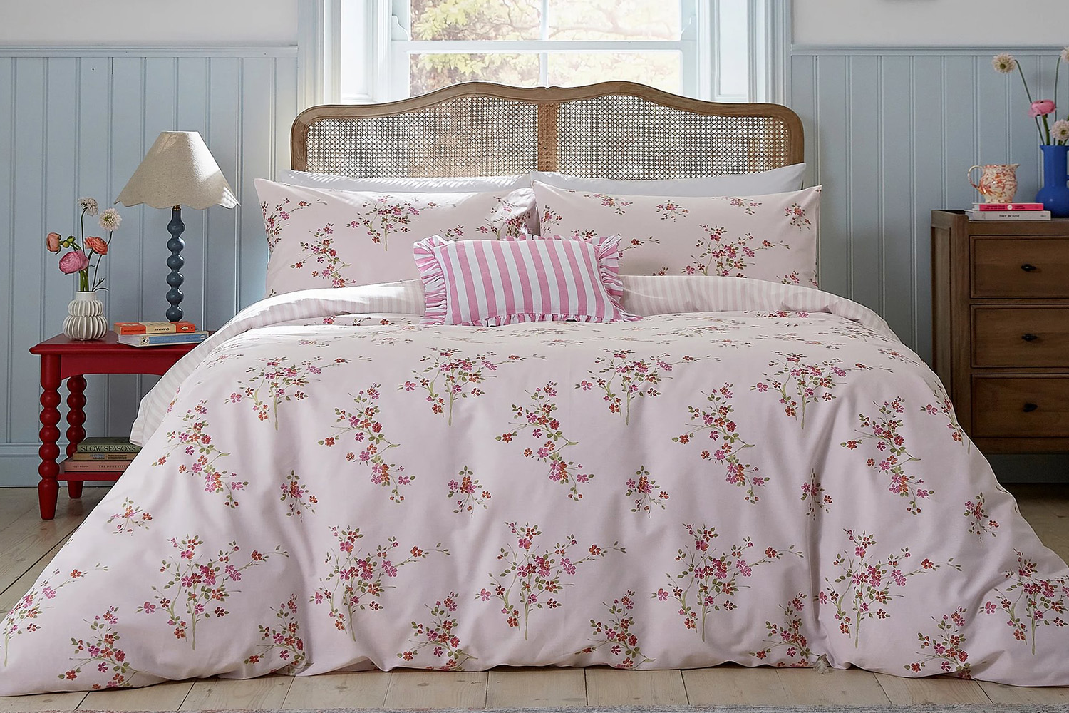 Secrete Garden | Blossom Print Duvet Cover Set | Pink | Double