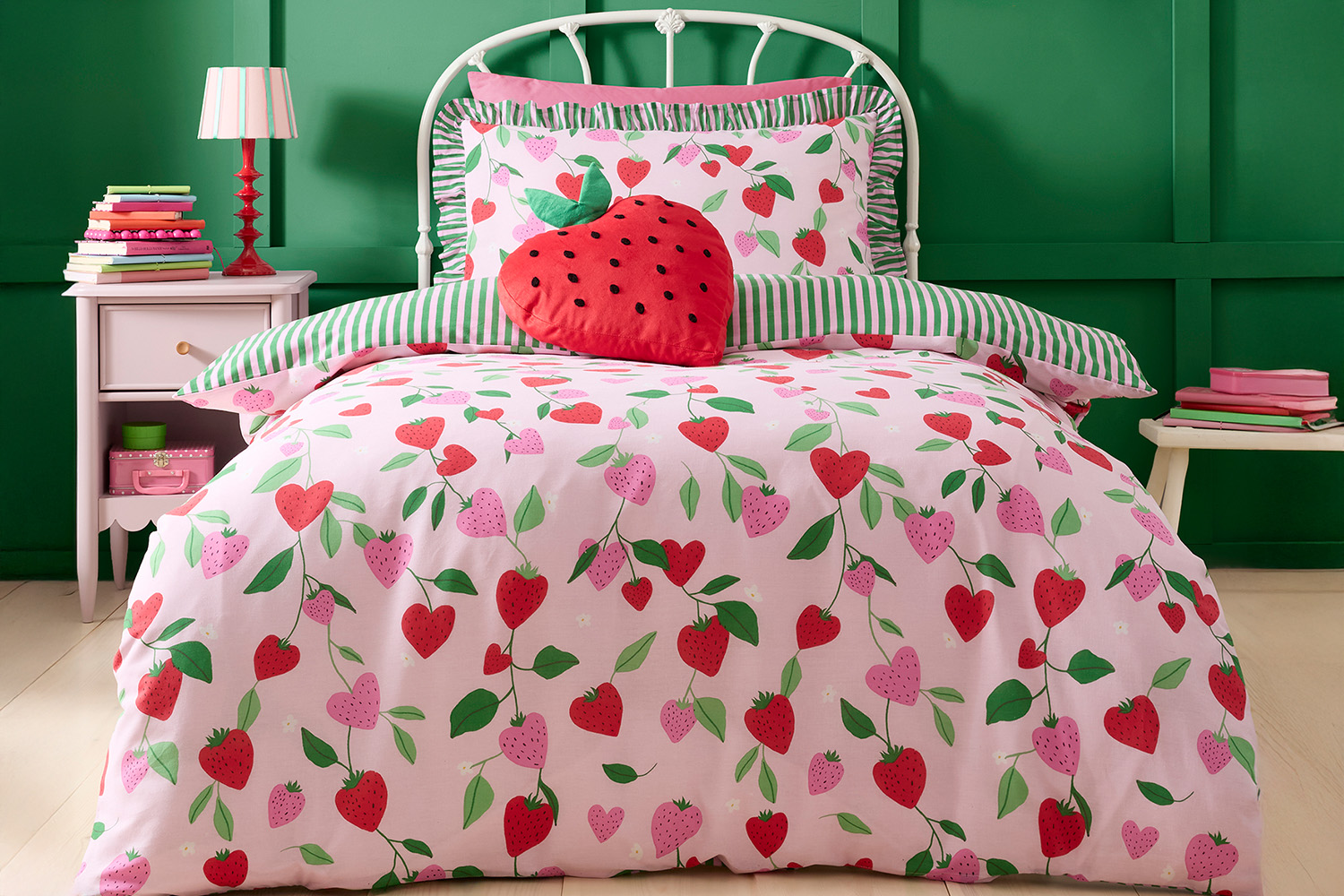Bedlam | Fun Strawberries Duvet Cover Set | Multicolour | Single
