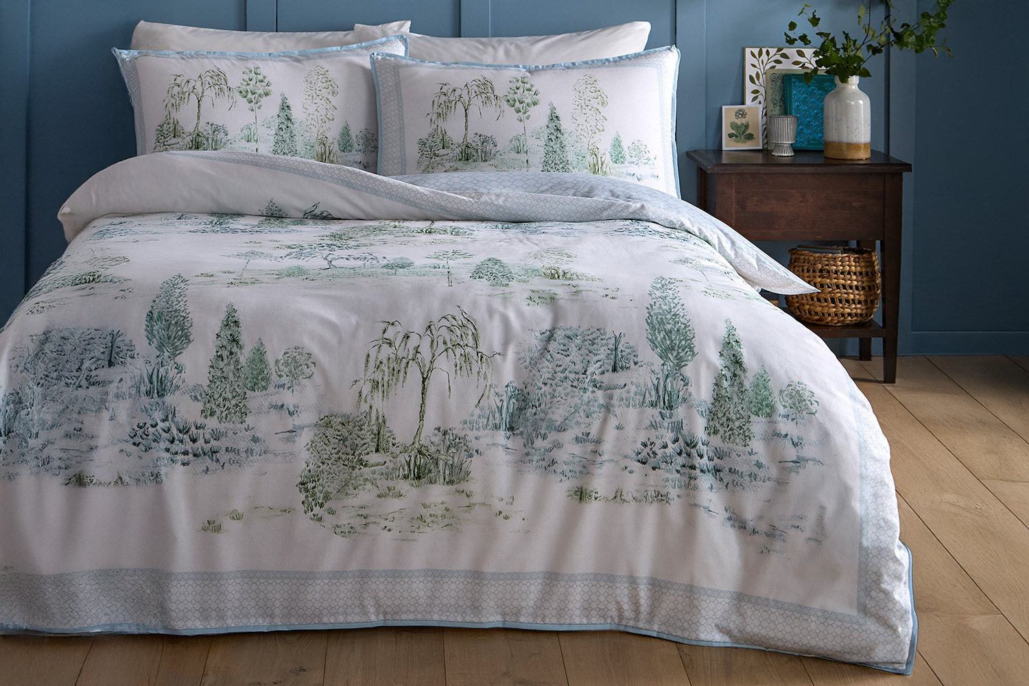 Appletree | Willow Tree Duvet Cover Set | Multicolour | Super King