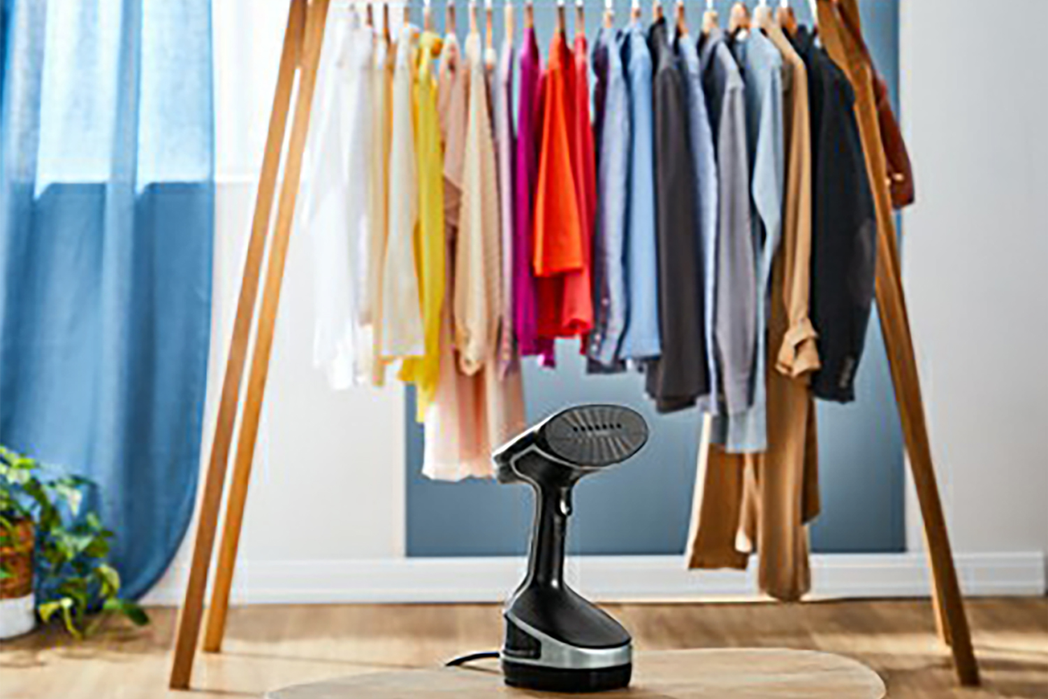 Tefal 2000W Handheld Garment Steamer | DT8270G0 | Hazy