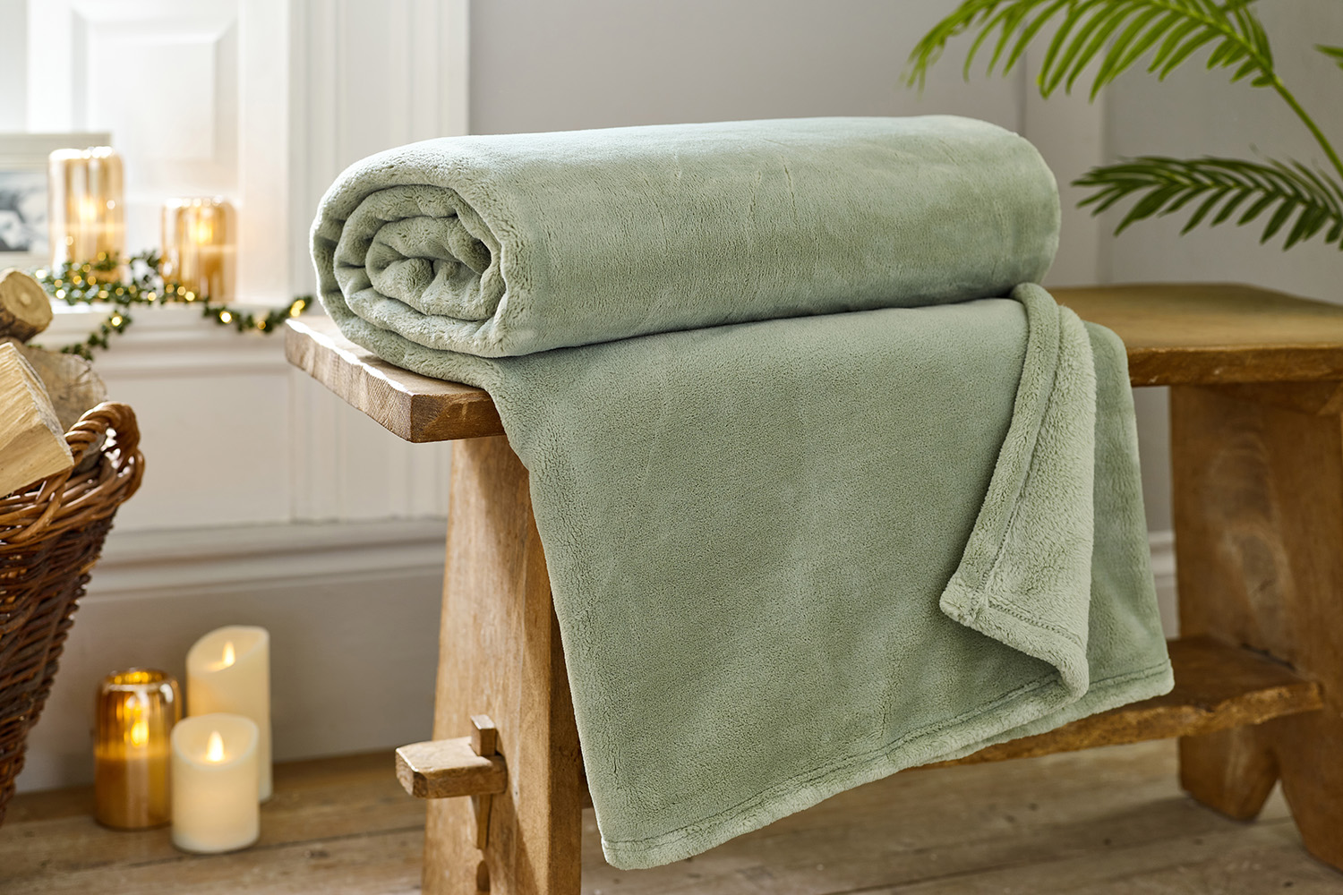 Coco Touch Throw | Sage | 140 x 180 cm