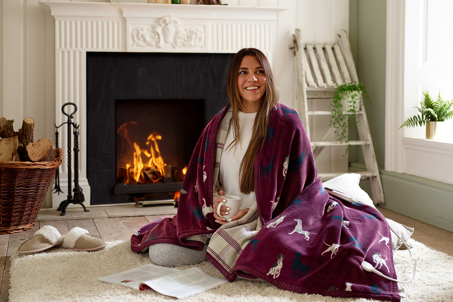 Hounds Heated Throw | Multicolour | 140 x 180 cm