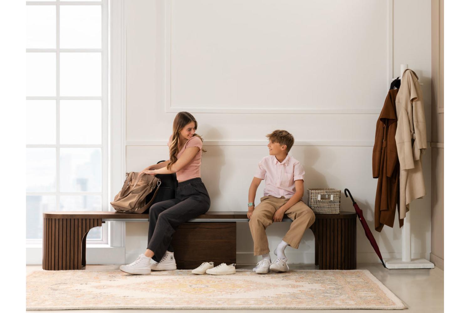 Transformer Round Bench | Dark Walnut | Including 3 Extension Panels