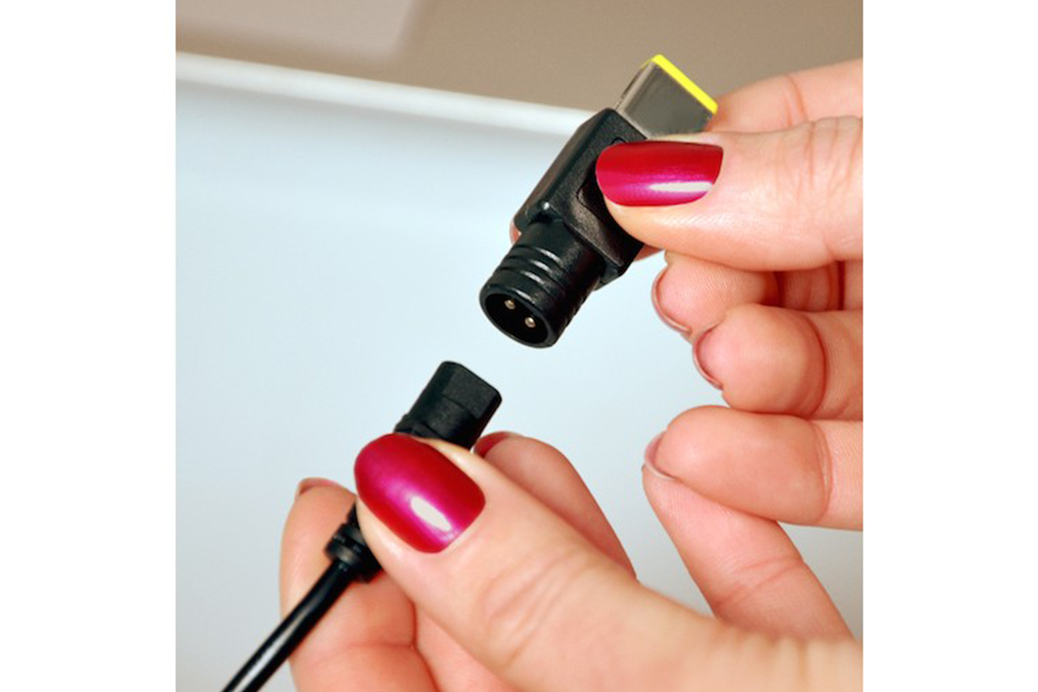 Port Designs 90W Lenovo Laptop Power Supply