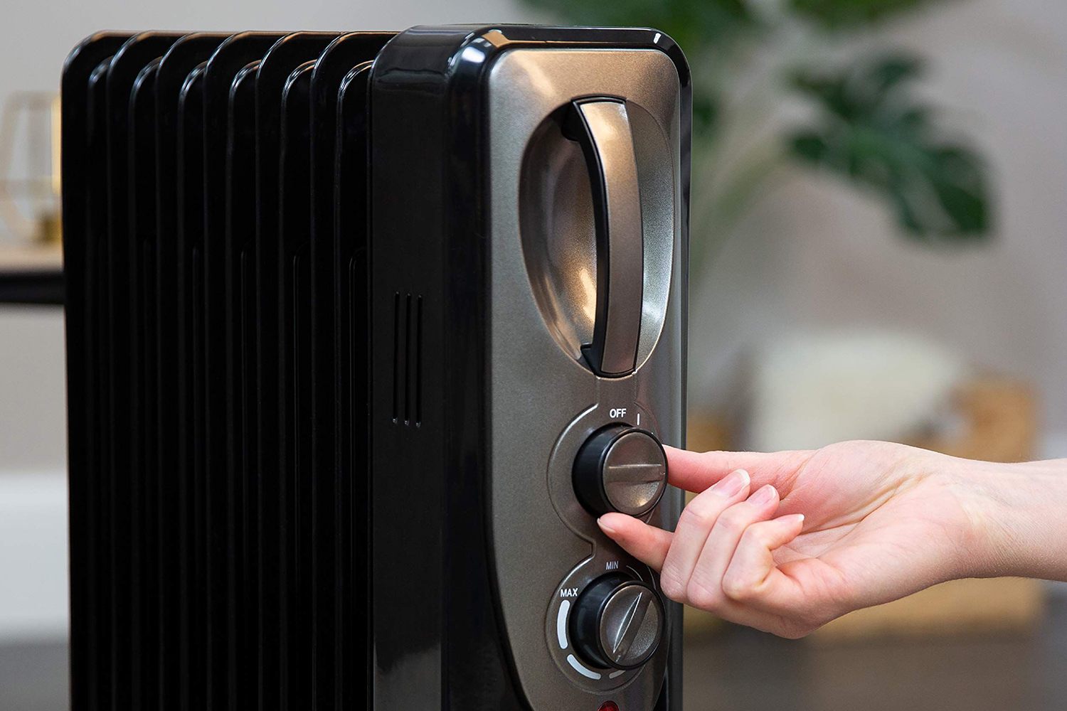Russell Hobbs 7 Fin Oil Filled Radiator | RHOFR5001B | Ireland