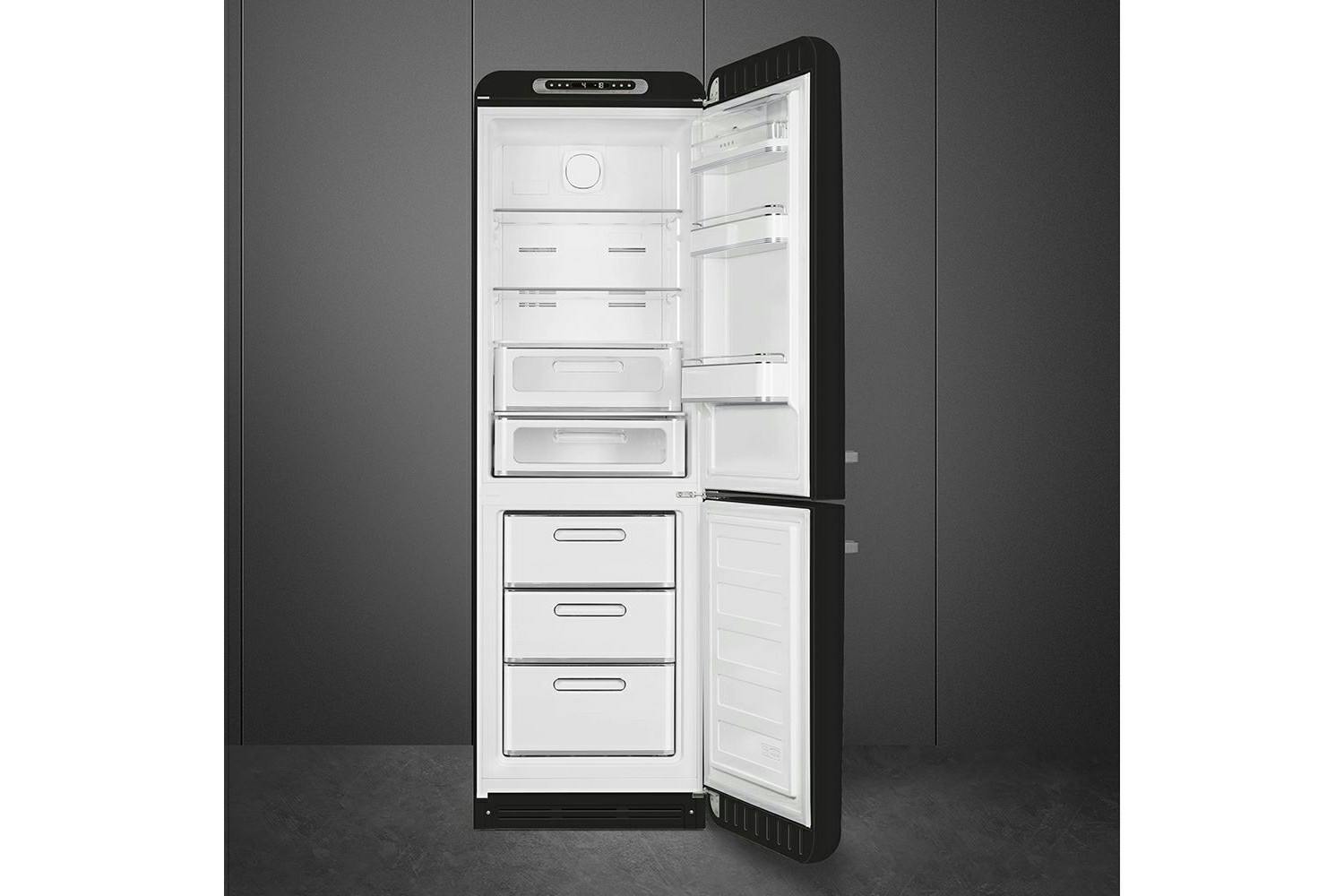 Smeg 50's Retro Style Freestanding Fridge Freezer | FAB32RBL5UK | Black