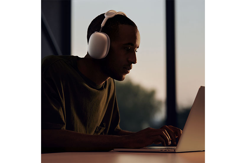 Airpods discount max macbook