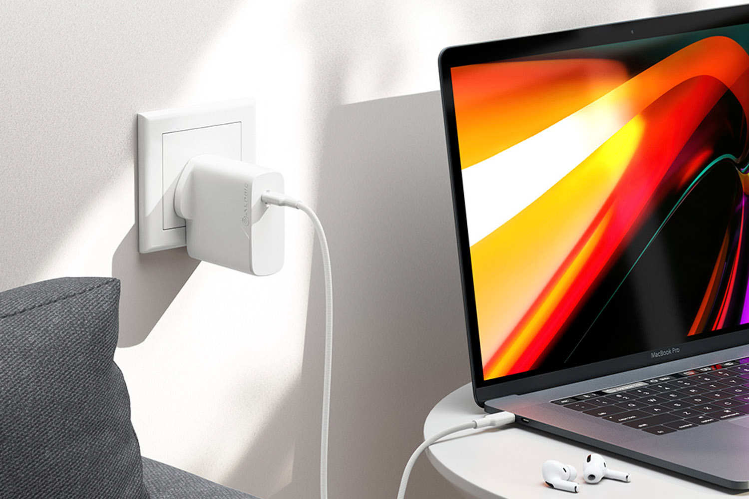 Alogic 100W USB-C Rapid Power Gan Charger