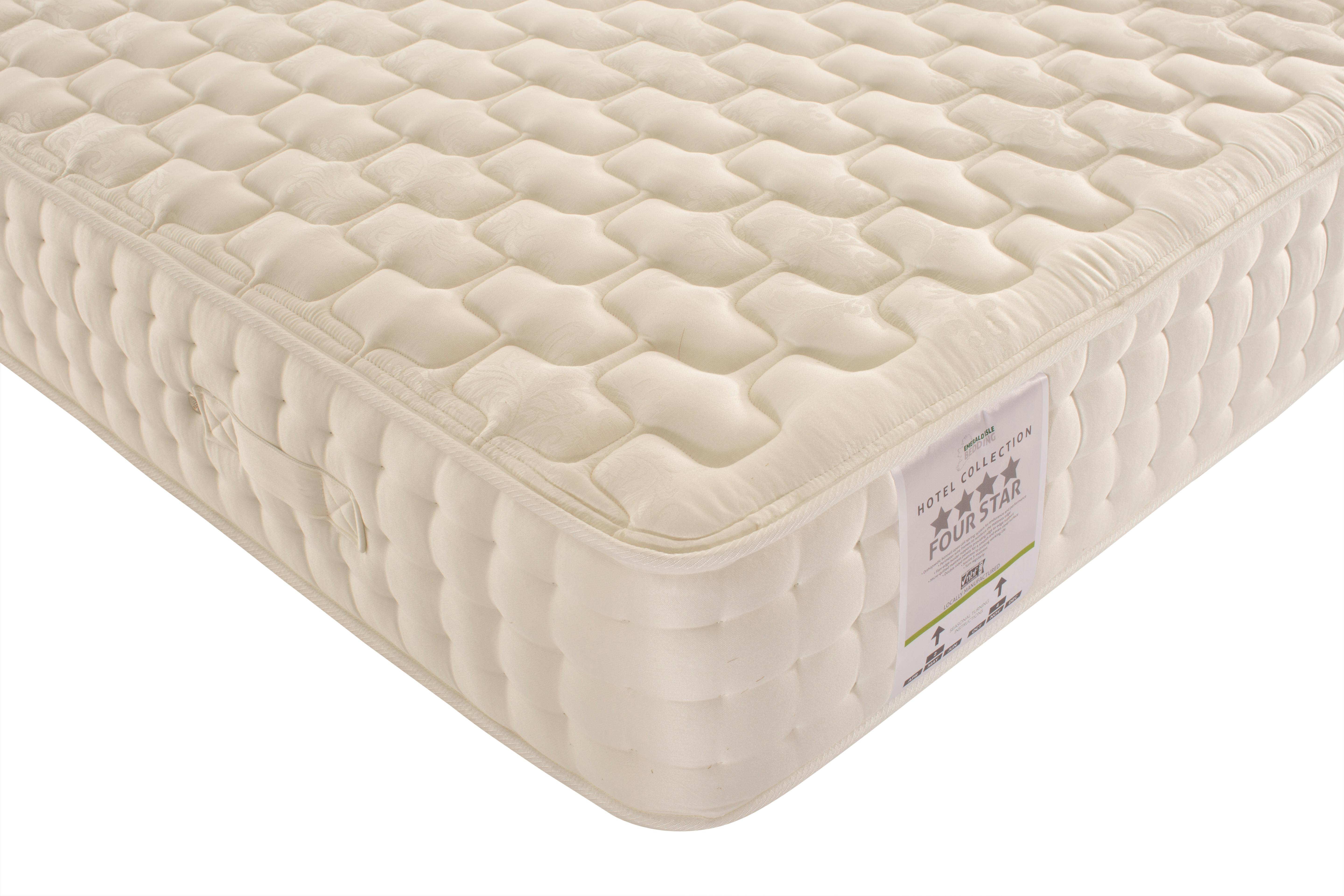 4ft 6 mattress size