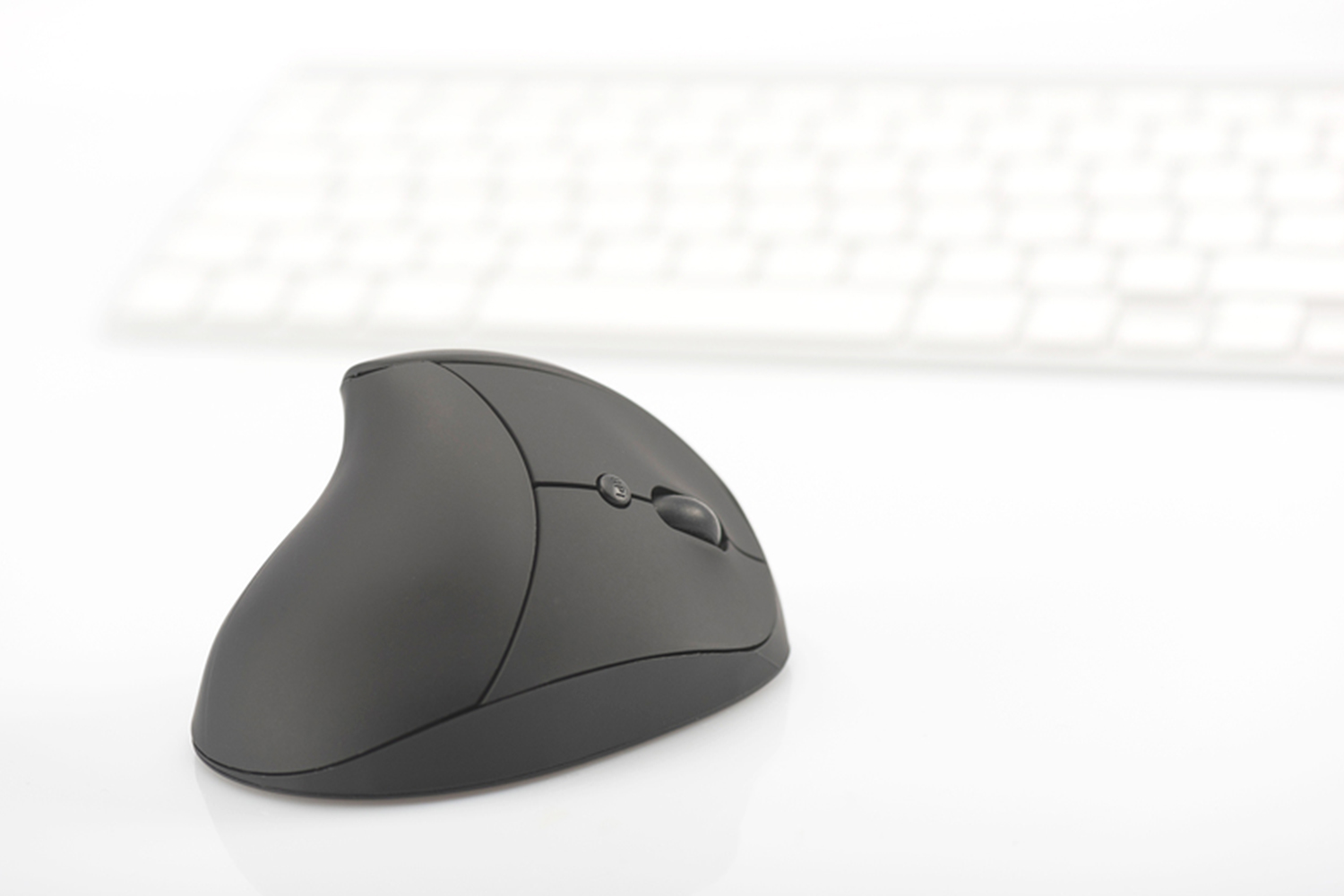 Vertical gaming online mouse