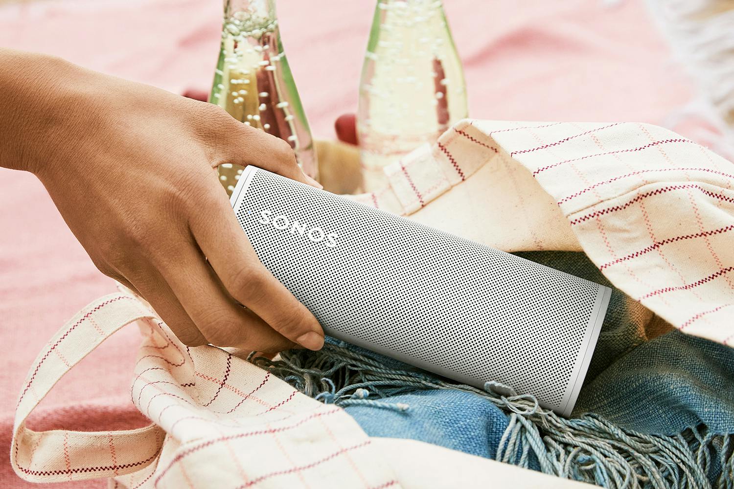 Sonos Roam Portable Bluetooth and Wi-Fi Speaker | Lunar White