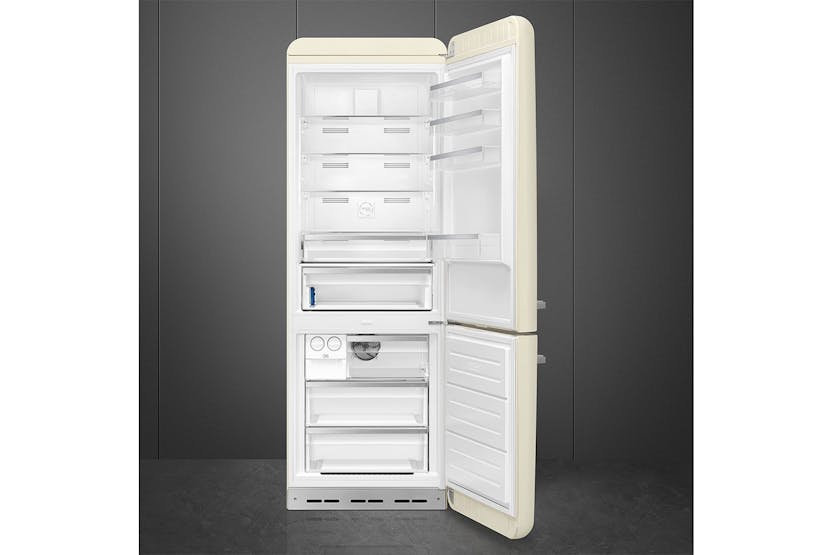 Smeg 50's Style Freestanding Fridge Freezer | FAB38RCR5 | Cream