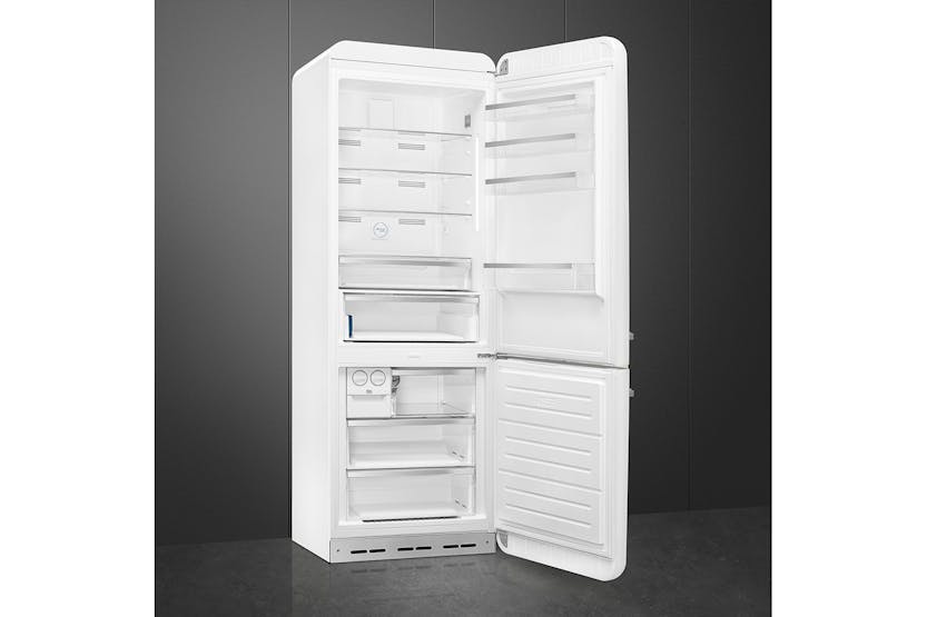 Smeg 50's Style Freestanding Fridge Freezer | FAB38RWH5 | White