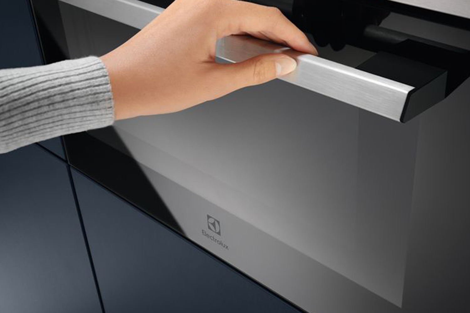 Electrolux Built-in Compact Oven with Microwave | KVLBE00X