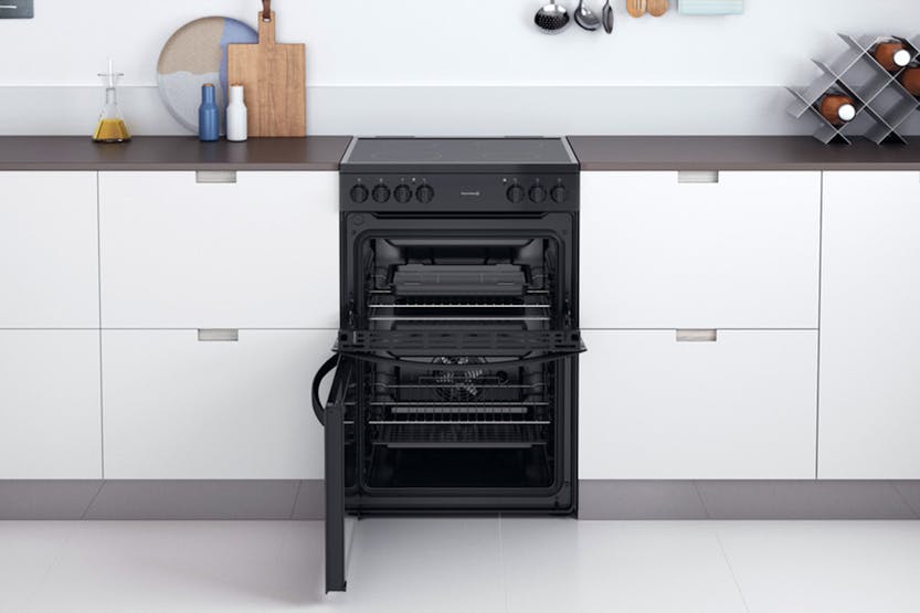 Indesit 60cm Double Oven Electric Cooker | ID67V9KMBUK