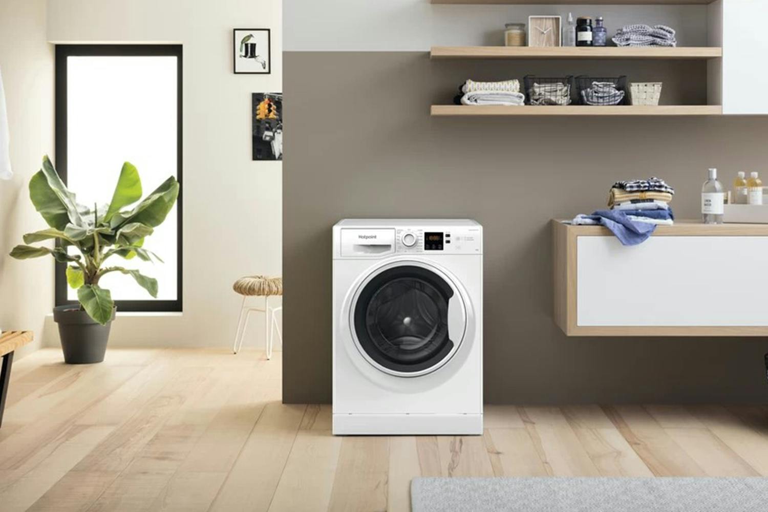 Hotpoint 10kg Freestanding Washing Machine | NSWA1044CWWUKN