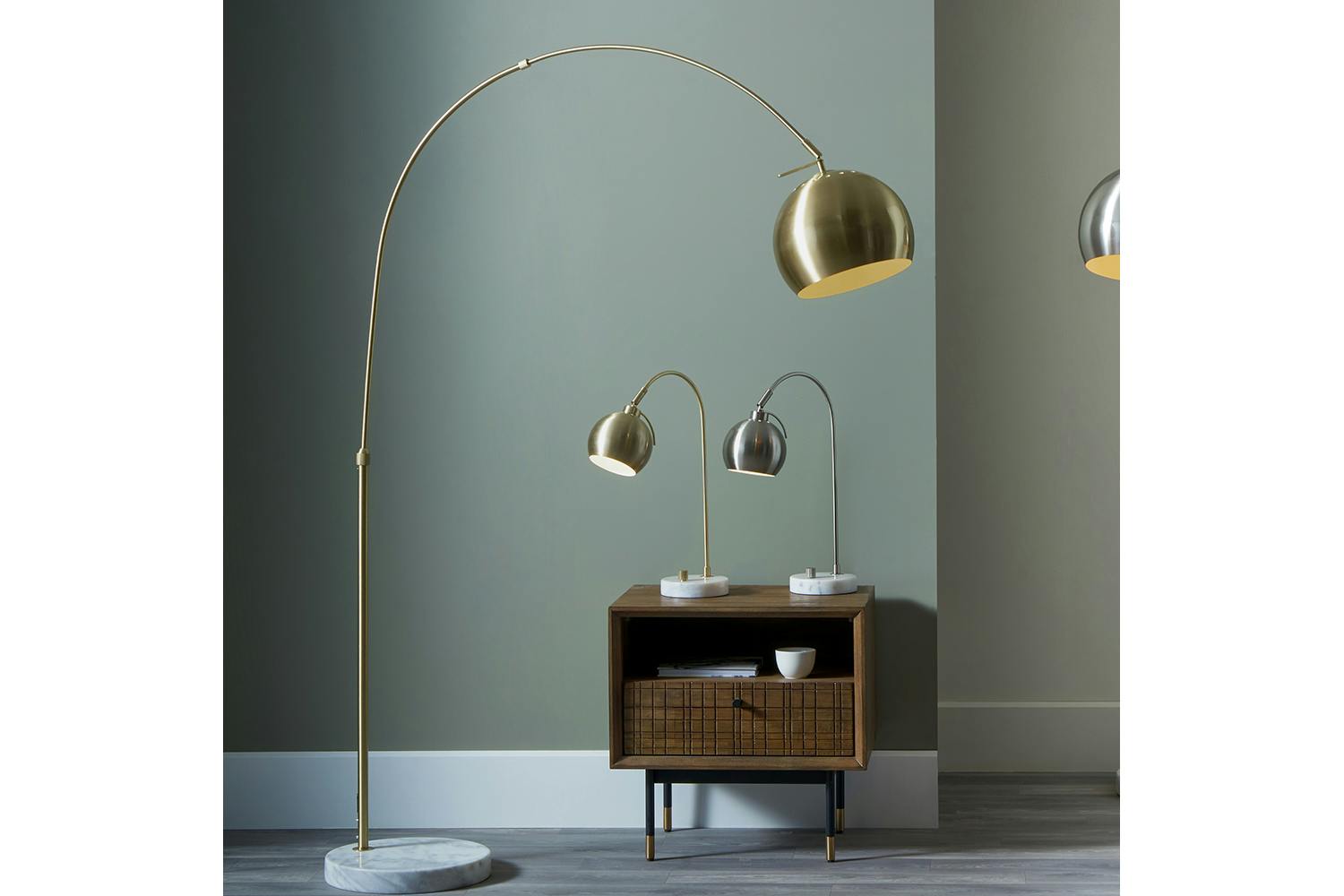 Troy Curved Floor Lamp | Gold