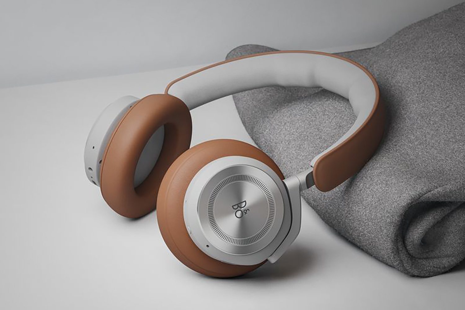 Hx outlet wireless headphones