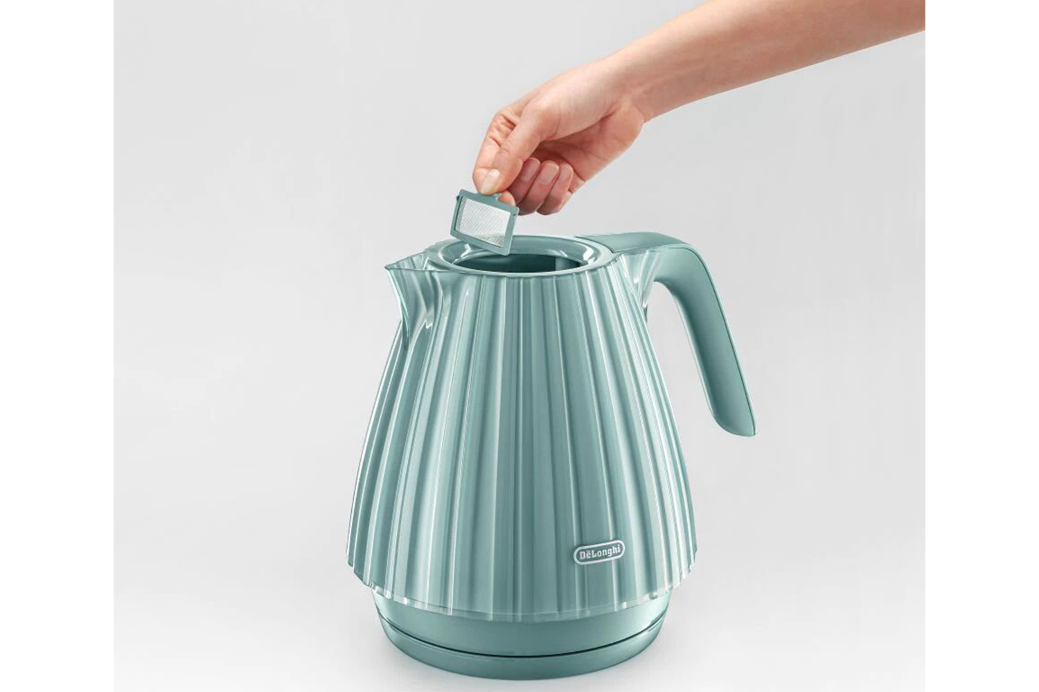 Harvey norman delonghi top kettle