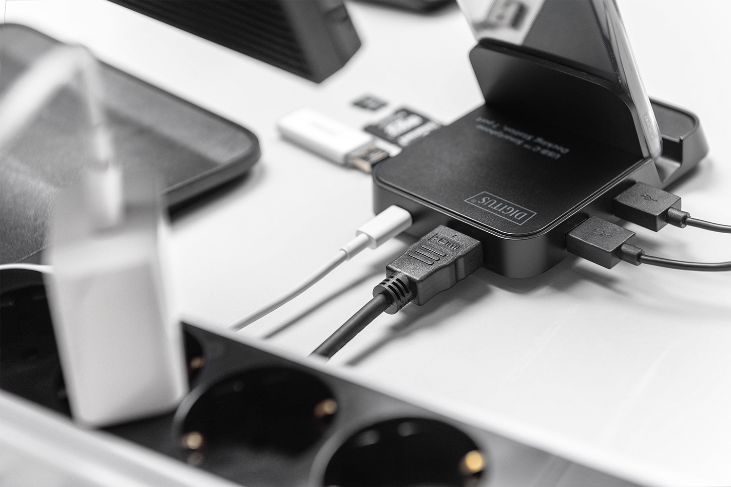 Digitus USB-C Smartphone Docking Station