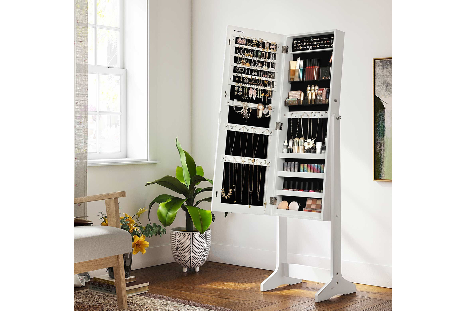 mirror with jewelry storage