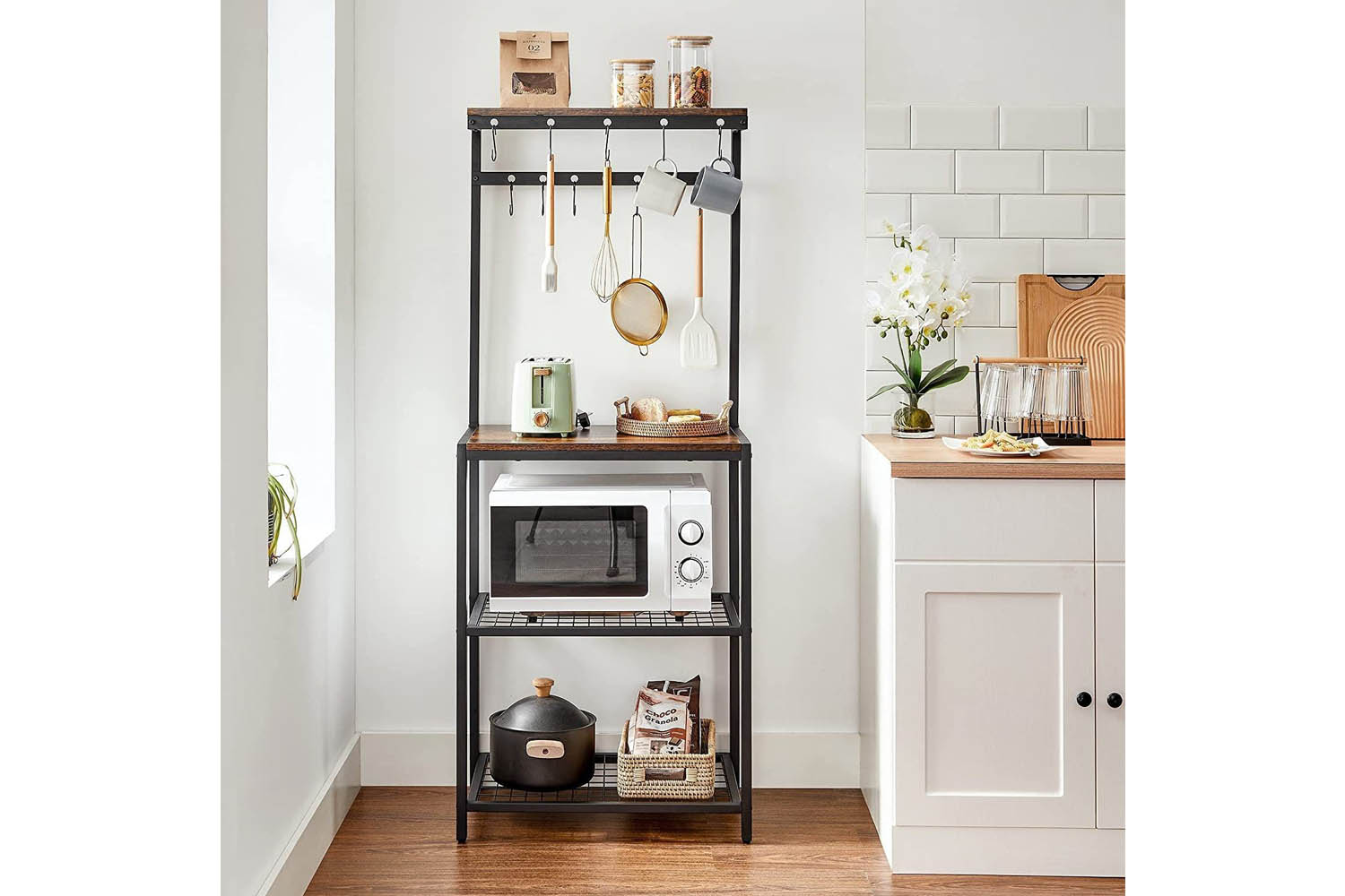 Vasagle UKKS021B01 Industrial Bakers Rack with Shelves & Hooks Rustic