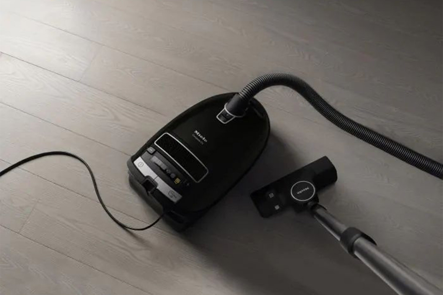 Miele Complete C3 Parquet XL SGSF5 Bagged Cylinder Vacuum Cleaner C3PARQUETBLACK Ireland