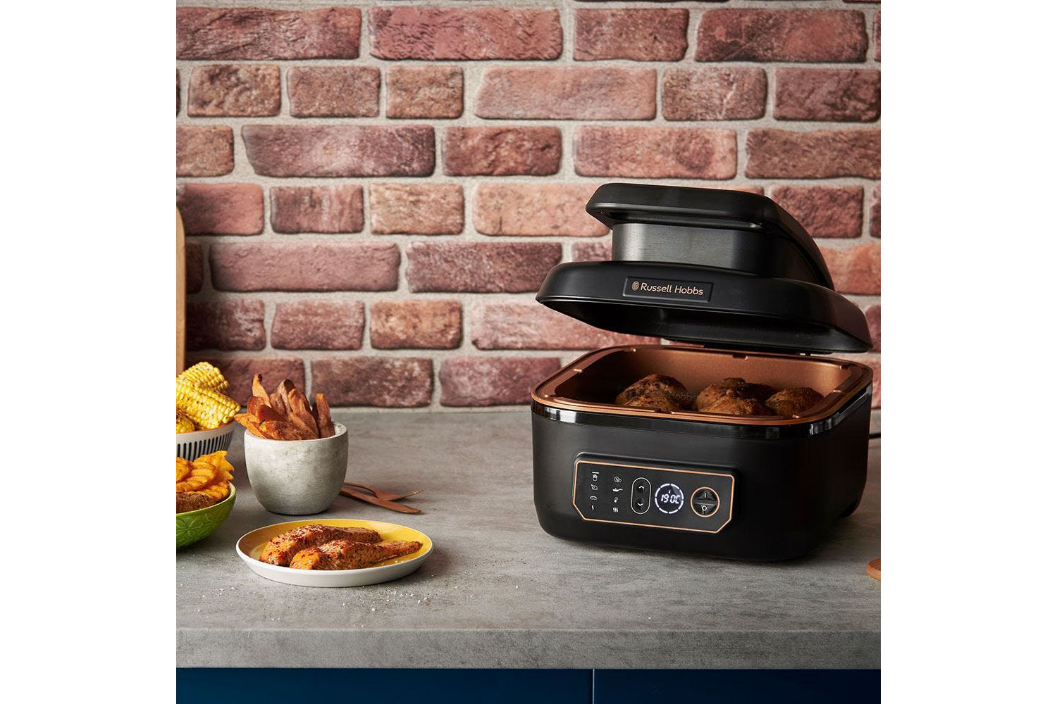 Russell Hobbs 5.5L SatisFry Air & Grill Multicooker 26520 Black