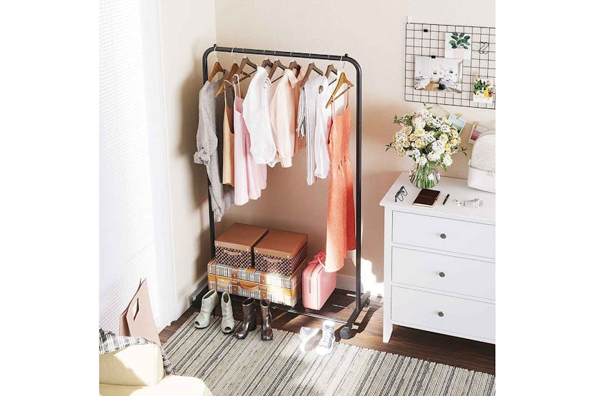 Songmics Clothes Rack on Wheels with Shelf