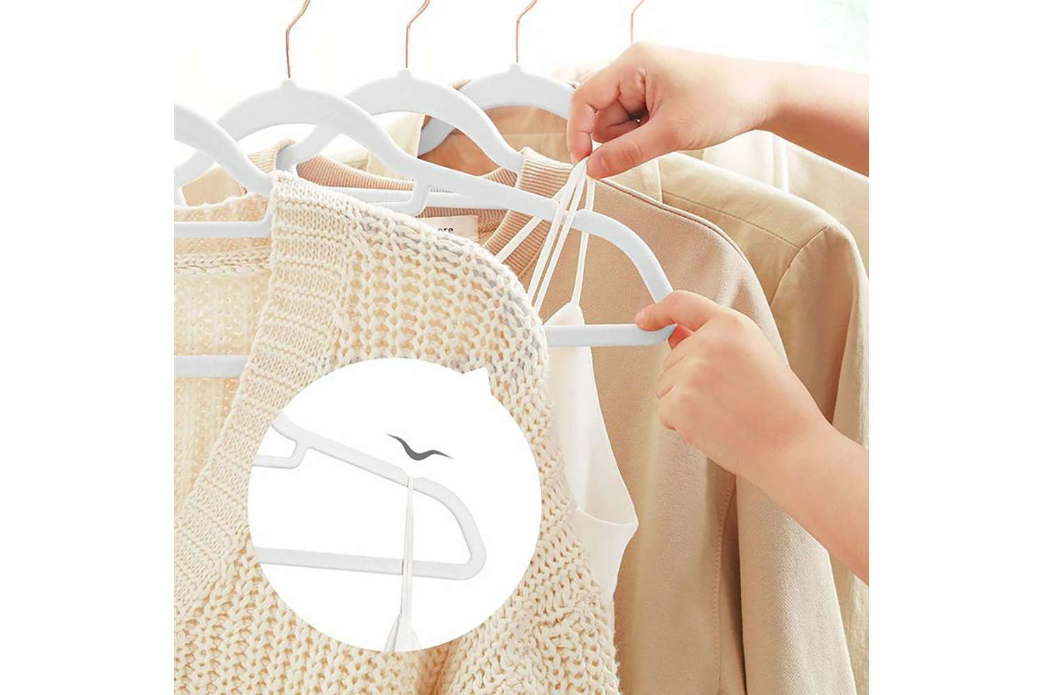 Songmics Non-Slip Clothes Hangers | White | 50 Pack