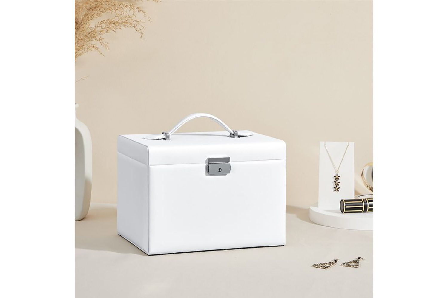 Songmics JBC159W01 4 Tier Jewelry Box | White