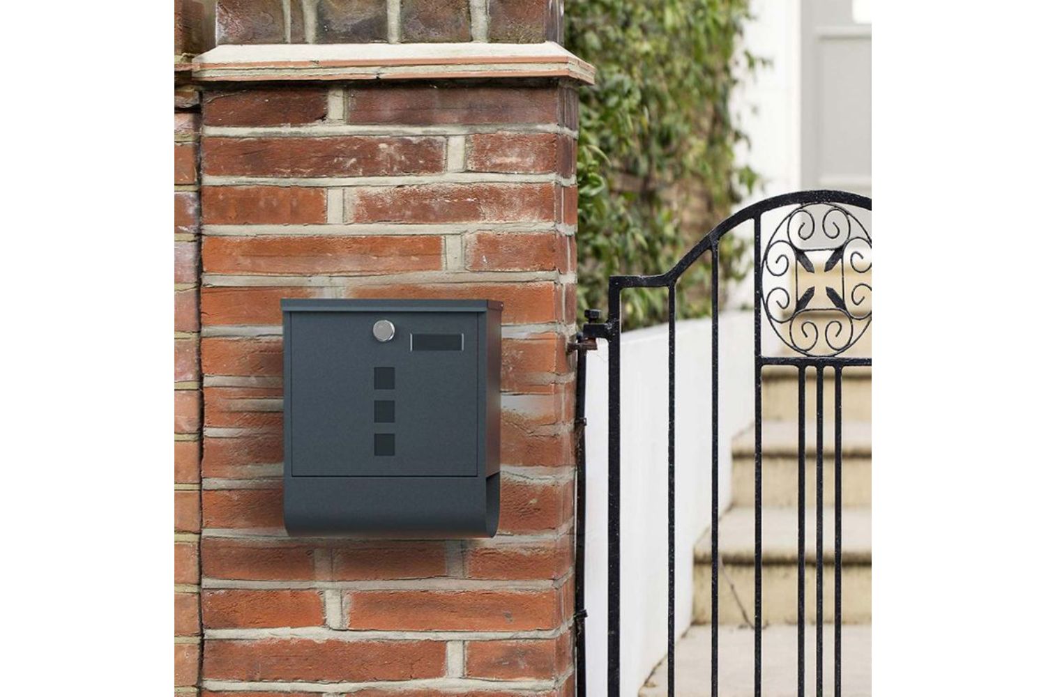 Songmics GMB20AG Wall Mounted Mailbox