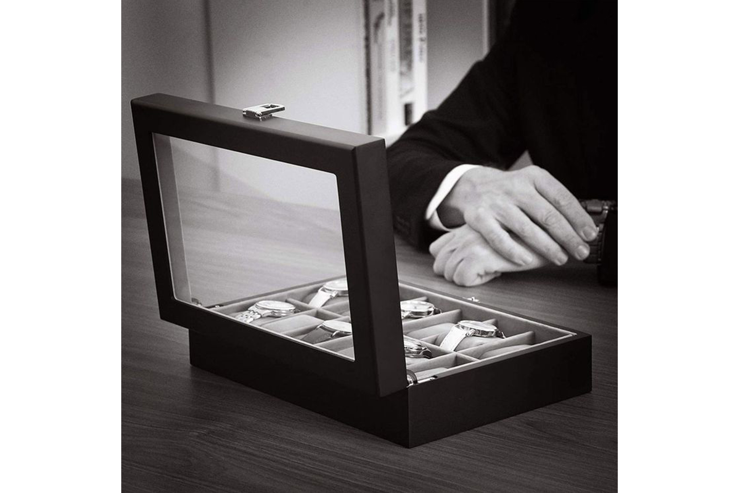 Songmics JWB12BK Watch Box with Glass Lid