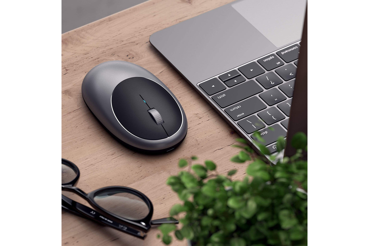Satechi M1 Wireless Mouse | Space Gray